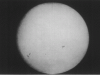 La prima fotografia di un’eclisse parziale di Sole